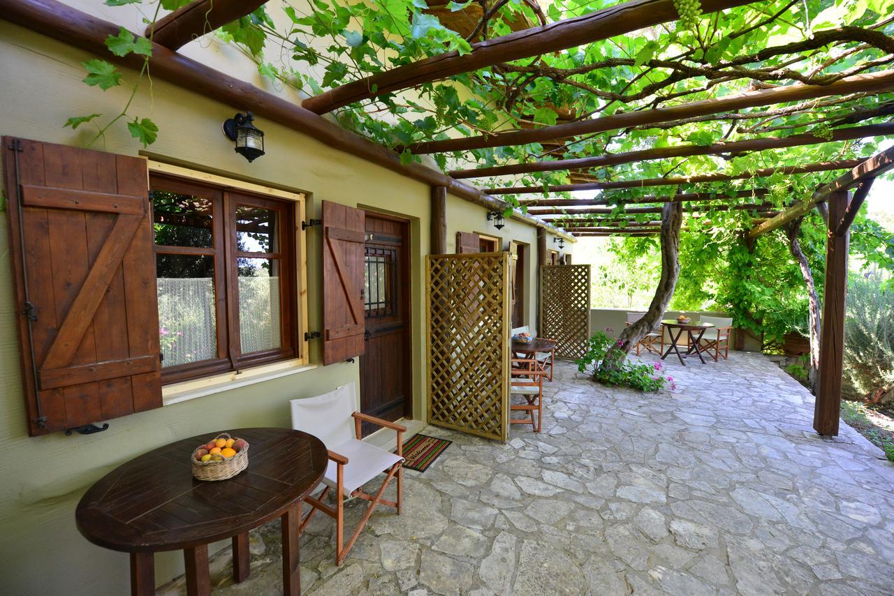 Viglatoras Apartment Sarkhos Exterior photo
