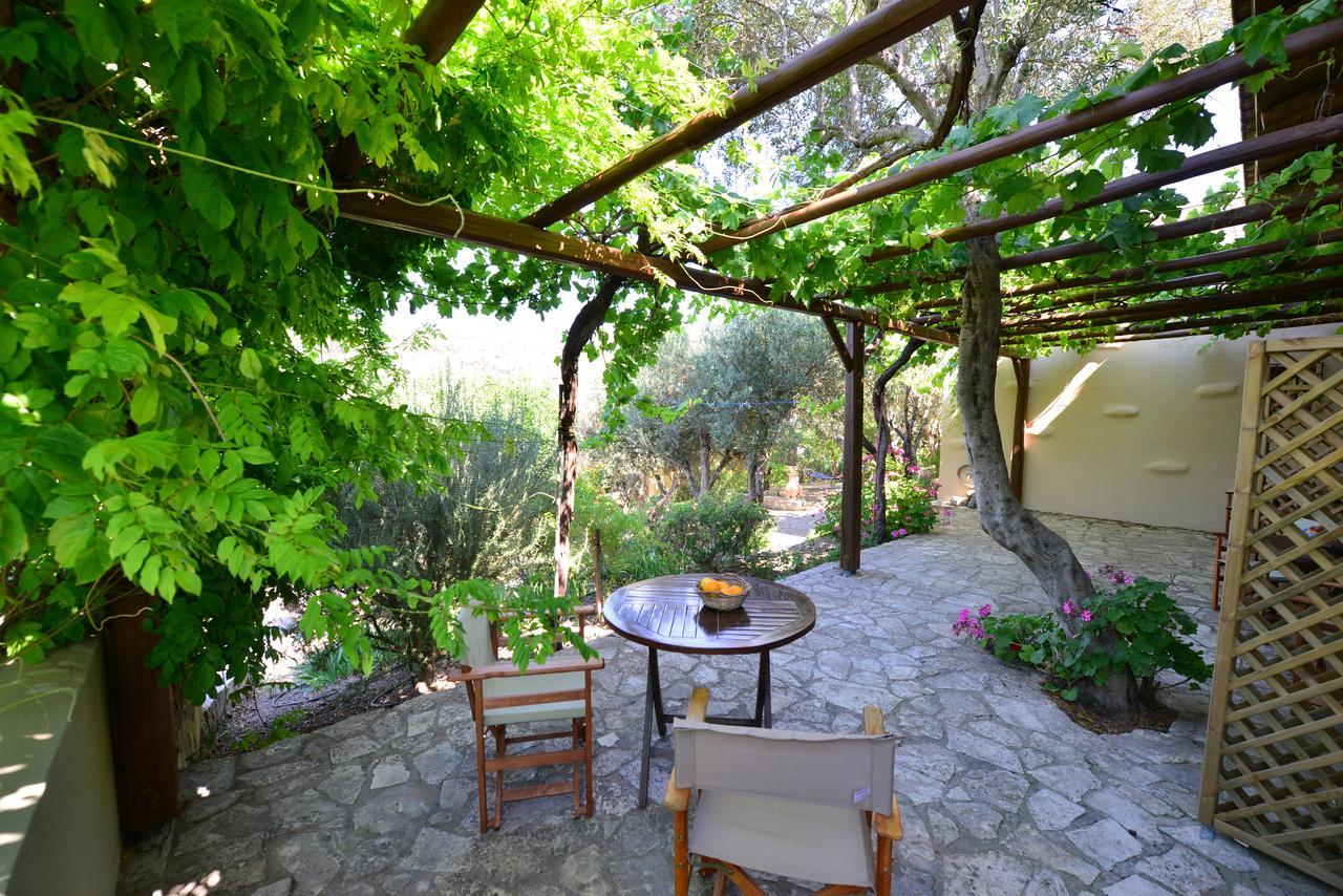 Viglatoras Apartment Sarkhos Exterior photo