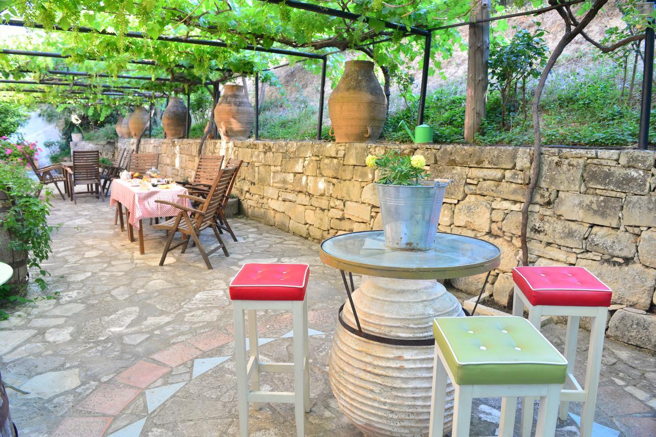 Viglatoras Apartment Sarkhos Exterior photo