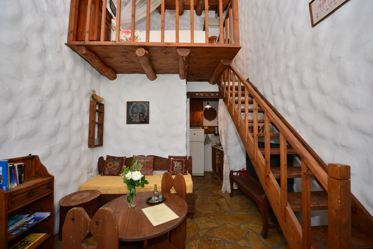 Viglatoras Apartment Sarkhos Exterior photo